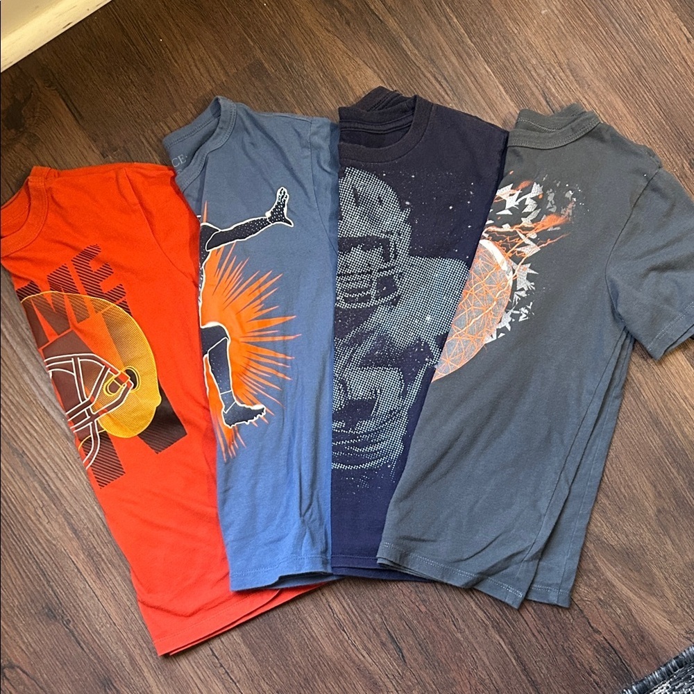 Children's Place football T-shirt bundle, multi colored size 5/6 youth - Picture 1 of 9
